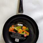 NON-STICK FRYING PAN