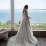 LACE AND CRYSTAL TRIMMED VEIL SFN-052